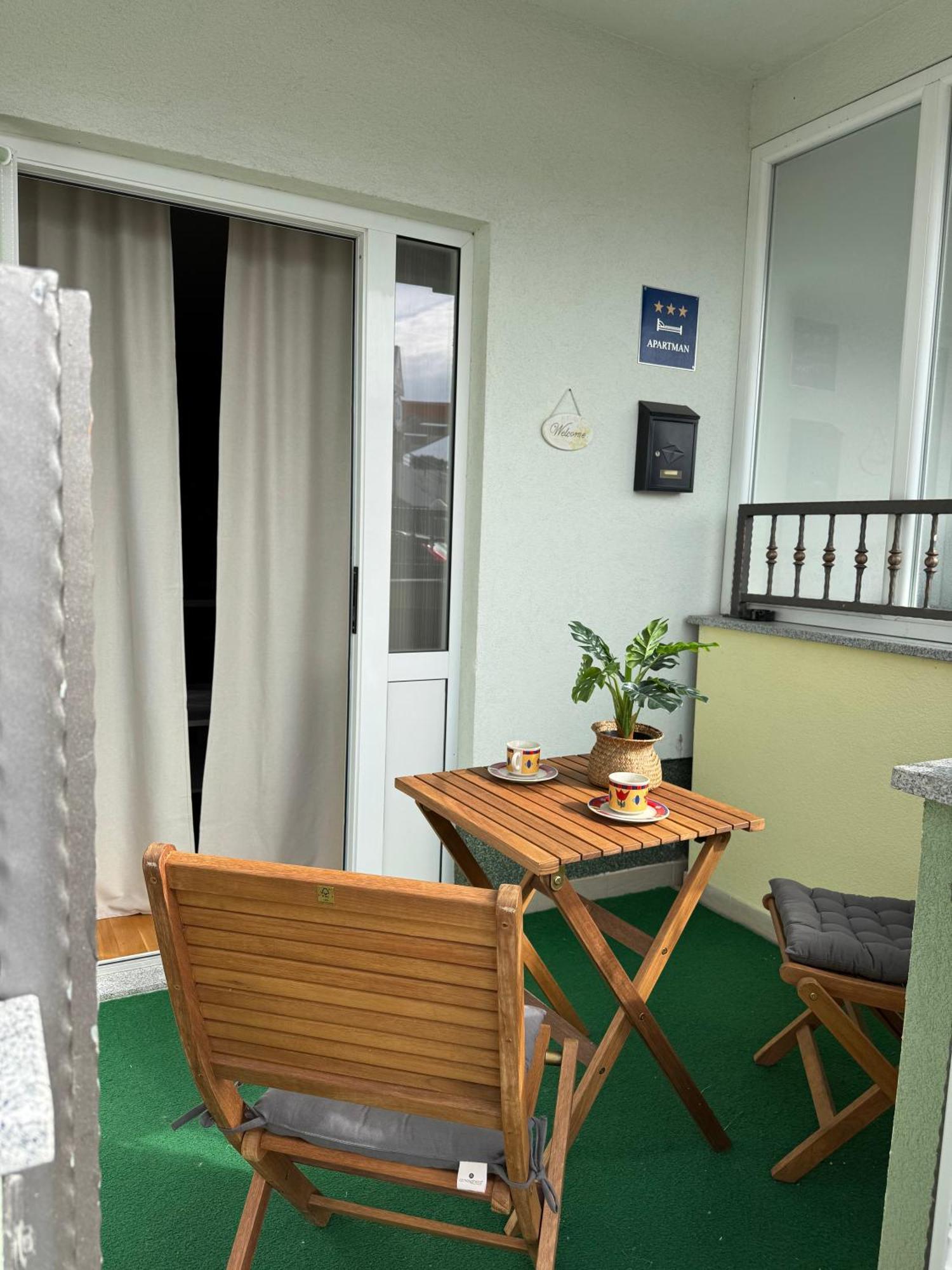 Apartment Tri Sunca Baska Voda Exterior photo
